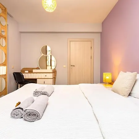 Apartment 2-bedroom Apt With Private Parking /hadzhi Dimitar *