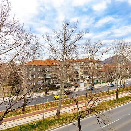 2-bedroom Apt With Private Parking /hadzhi Dimitar Apartment *