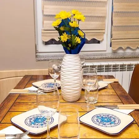 Apartment 2-bedroom Apt With Private Parking /hadzhi Dimitar
