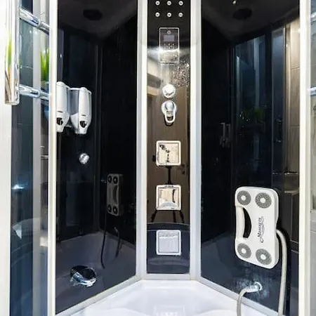 2-bedroom Apt With Private Parking /hadzhi Dimitar Apartment *