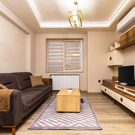2-bedroom Apt With Private Parking /hadzhi Dimitar Apartment